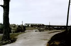 Иваново, поезд проезжает мост, около 1962 г.