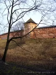 Кремль в Великом Новгороде: Покровская башня
