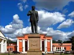 Памятник Павлову в Рязани