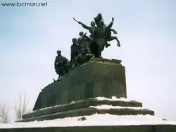 Памятник Чапаеву в Самаре