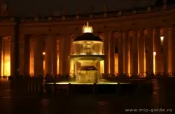 Фонтан и колоннада площади св. Петра