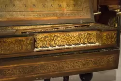 Вёрджинел (разновидность клавесина) — предположительно Johannes Ruckers, Антверпен 1640