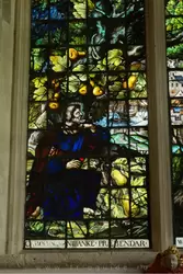 Собор церкви Христовой — витраж Иовы — фигура Ионы сделана из цветного стекла, а остальной витраж — крашеные вставки