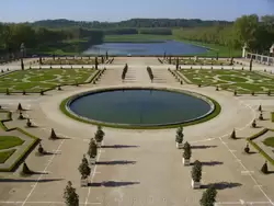 Версаль — Оранжерейные партеры и Швейцарское озеро