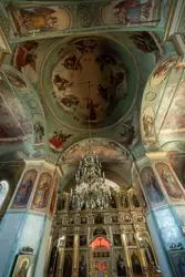 Иконостас и купол Смоленского собора Козьмодемьянска
