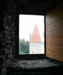 Окно в башне
