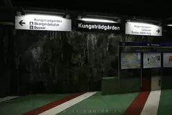Станция «Кунгстрэдгорден» (<span lang=sv>Kungsträdgården</span>) стокгольмского метро