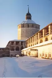 Кирилло-Белозерский монастырь, башни, фото