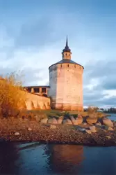 Кирилло-Белозерский монастырь, Вологодская башня