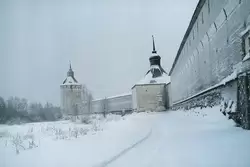 Кирилло-Белозерский монастырь, Косая и Ферапонтовская (Московская) башни