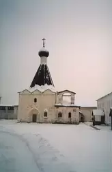 Кирилло-Белозерский монастырь, шатровая церковь