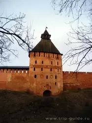 Великий Новгород, Спасская башня кремля