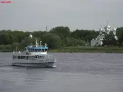 Теплоход «Садко» на реке Волхов в Новгороде