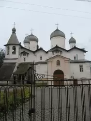 Церковь Филиппа Апостола и Николая Чудотворца в Великом Новгороде