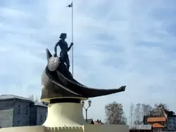 Фонтан на набережной в Петрозаводске