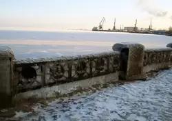 Набережная зимой в Петрозаводске