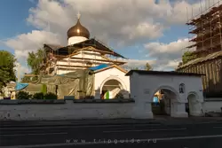 Псков, церковь Косьмы и Дамиана с Примостья