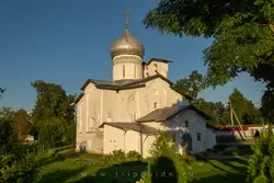 Псков, церковь Петра и Павла с Буя