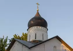 Псков, глава церкви Воскресения со Стадища