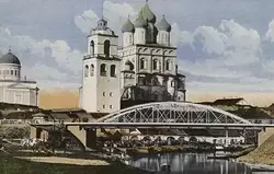 Троицкий мост в Пскове