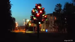 Пенза, «Светофорное дерево» работает по праздникам и выходным дням в тёмное время суток