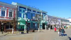 Пенза, Дом общества взаимного кредита, улица Московская 62, облицован голубыми изразцами