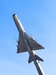 Пенза, монумент «Самолёт» истребитель Су-9