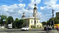 Покровская церковь на улице Чкалова в Пензе