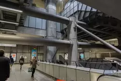 Станция метро Вестминстер в Лондоне / Westmister tube station