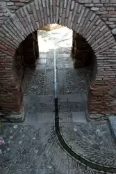 Ворота Гранадских покоев (puerta de los Cuartos de Granada)