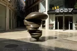 Скульптура «Точки зрения» Тони Крегг, «Points of View» Tony Cragg