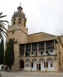 Церковь Санта-Мария-Майор (Iglesia de Santa Maria la Mayor)