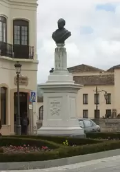 Памятник Rios Rosas