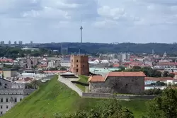 Вильнюс, вид на Верхний замок с Горы крестов