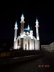 Мечеть Кул-Шариф с ночной подсветкой