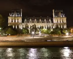 Ратуша Парижа (Hotel de Ville)