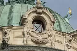 Опера Гарнье — скульптуры на фасаде