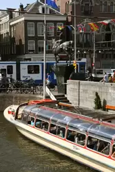 Речной трамвайчик в Амстердаме