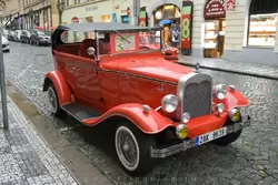 Трамваи и старинные авто в Праге, фото 15