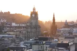Закат над Старым городом Эдинбурга