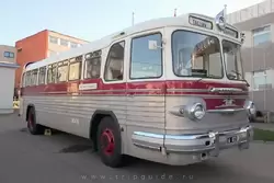 Автобус ЗИС 127 — первый советский междугородный автобус (1956 г.в.)