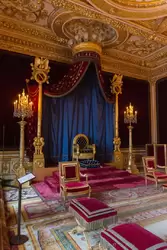 Спальня короля от Генриха IV до Людовика XIII в Фонтенбло