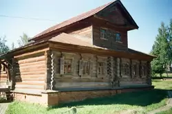Крестьянский дом с мезонином — Музей деревянного зодчества в Суздале
