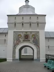Вход в Толгский монастырь