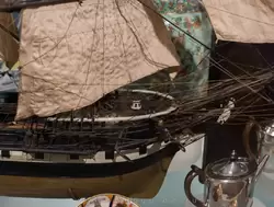 Модель торгового корабля, около 1840 г., масштаб 1:48 — был построен в городе Блэкволл (Blackwall), известны как «Блэкволл Фрегаты», были одними из последних кораблей Ост-Индской компании