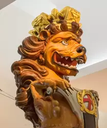 Морской музей в Лондоне / Носовое украшение в виде льва — редкое сохранившееся украшения небольшого английского военного корабля, около 1720 / Lion figurehead