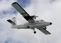 Самолет De Havilland Canada DHC-6-300 Twin Otter авиакомпании WinAir, бортовой номер PJ-WCB