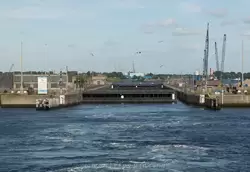 North Sea Canal Big lock
