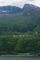 Деревенька в горах Vangsbygdi