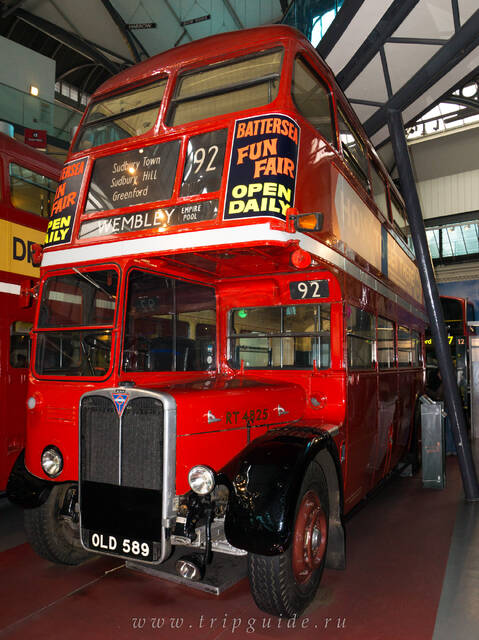 Двухэтажный автобус типа RT — автобусов типа RT было произведено больше всего чем любых других, поэтому они стали символом Лондона